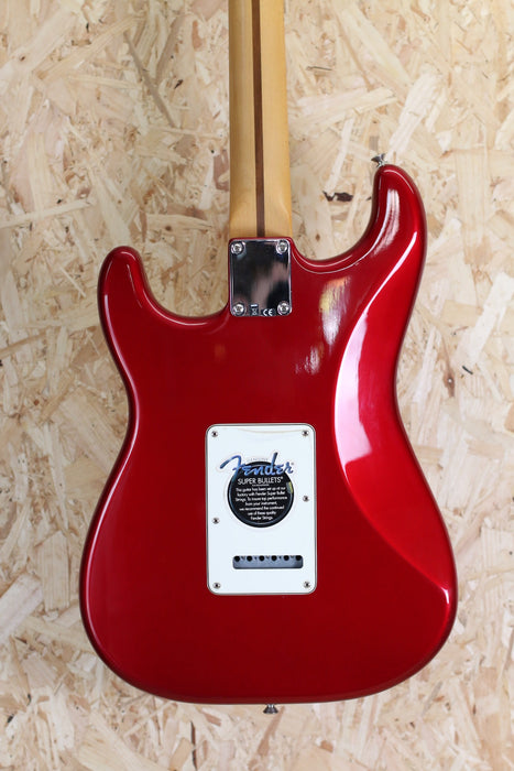 2008 Fender Mex Stratocaster Standard in Candy Apple Red w/Maple Fingerboard - Pre-owned