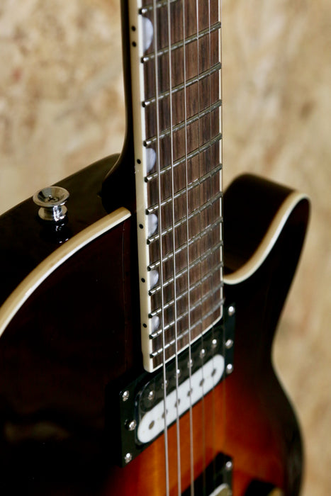 Gretsch Streamliner™ Jet™ Single-Cut Wraparound Bridge, Duo-Tone Burst