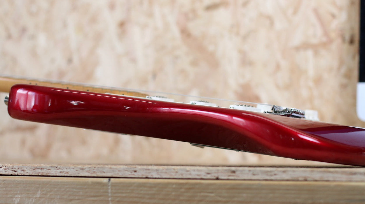 2008 Fender Mex Stratocaster Standard in Candy Apple Red w/Maple Fingerboard - Pre-owned