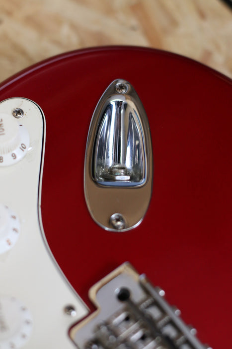 2008 Fender Mex Stratocaster Standard in Candy Apple Red w/Maple Fingerboard - Pre-owned