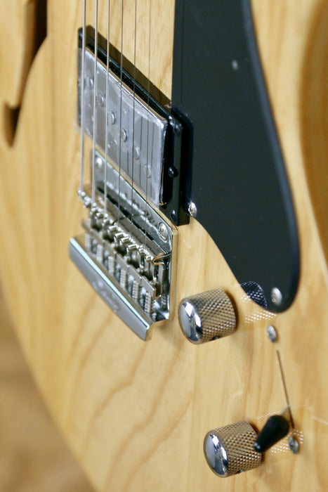 Sterling by Music Man Valentine Chambered - Natural - B-Stock