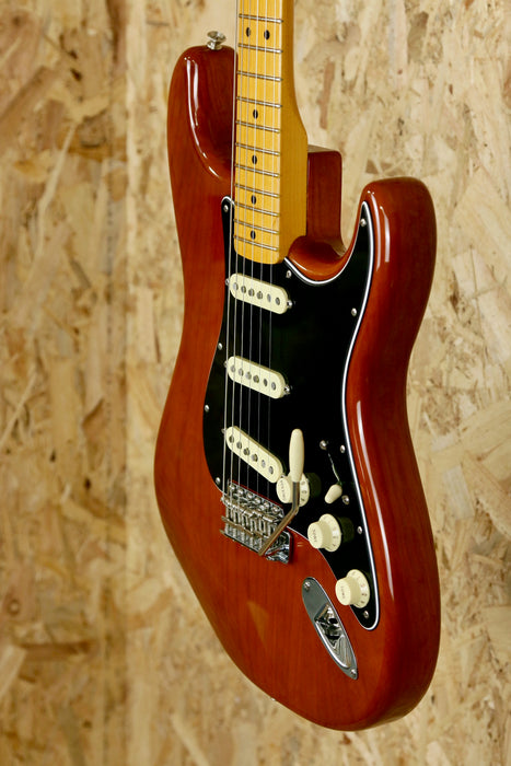 Fender American Vintage II Stratocaster in Mocha + Original hardcase - Pre-owned