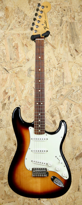 2015 Fender Mex Stratocaster Standard in 3TS Sunburst / Rosewood Board - Pre-owned
