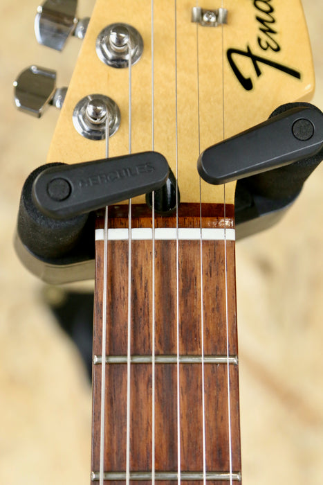 2015 Fender Mex Stratocaster Standard in 3TS Sunburst / Rosewood Board - Pre-owned