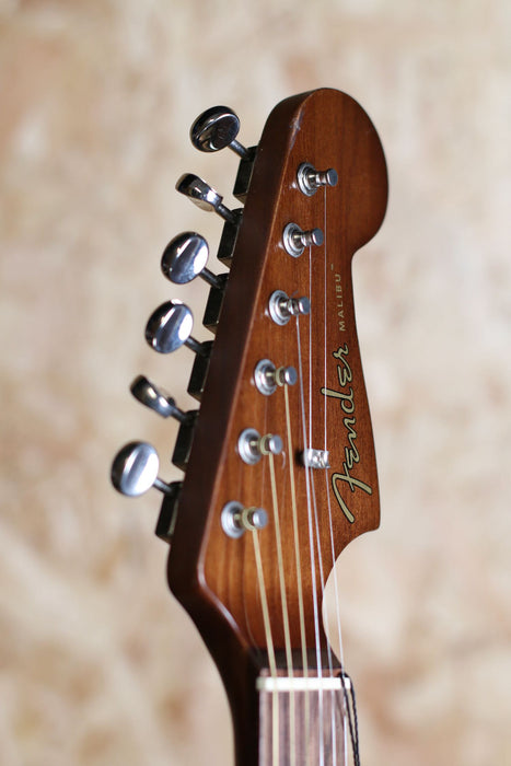 Fender Electro Acoustic - Malibu Player, Walnut Fingerboard, Sunburst w/Gigbag - Pre-Owned
