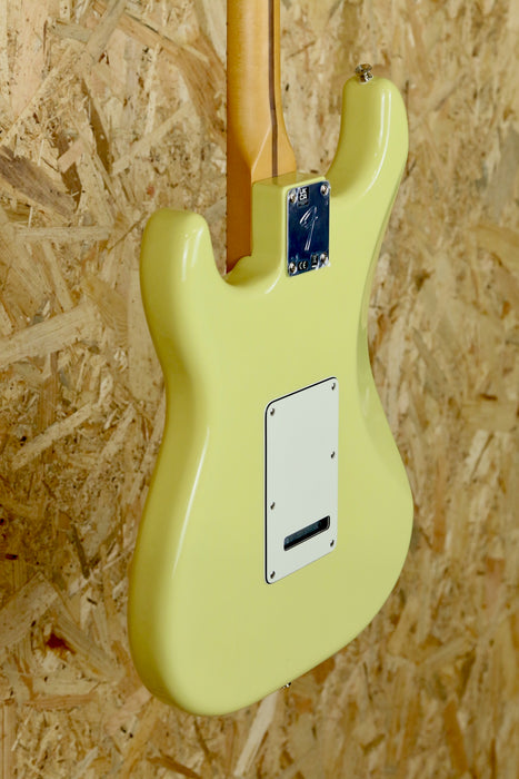 Fender Player II Stratocaster®, Maple Fingerboard, Hialeah Yellow (B-Stock)