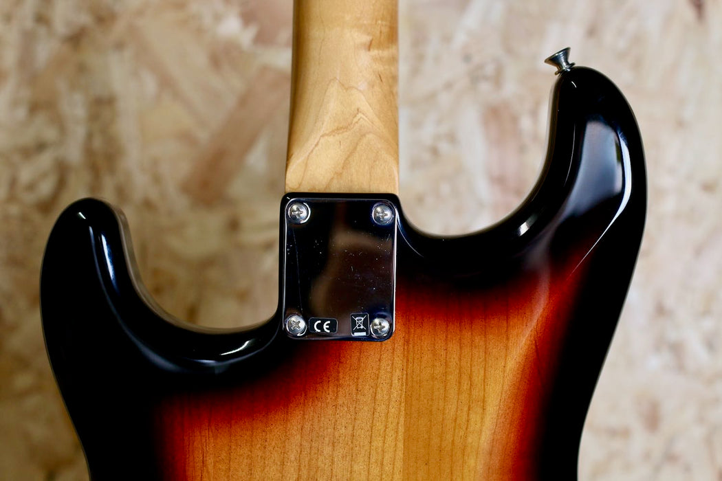 2020 Fender Mex Vintera 60's Stratocaster 3TS Sunburst w/Gigbag - Pre-owned