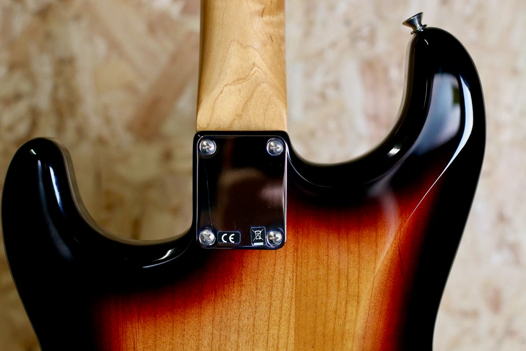 2020 Fender Mex Vintera 60's Stratocaster 3TS Sunburst w/Gigbag - Pre-owned