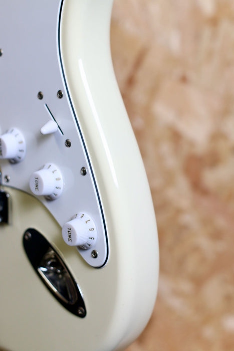 2024 Squier Affinity Stratocaster Olympic White - Pre-Owned