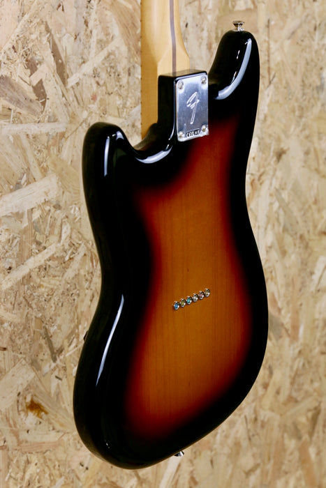 B-Stock Fender Player II Mustang®, Rosewood Fingerboard, 3 Colour Sunburst