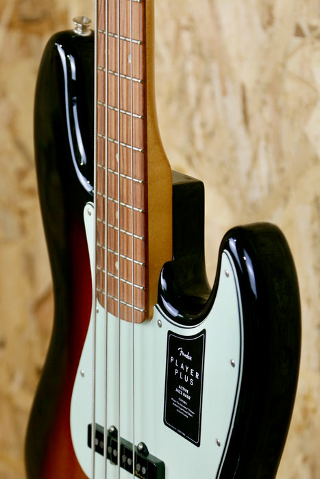 Fender Player Plus Jazz Bass®, Pau Ferro Fingerboard, Active, 3 Colour Sunburst