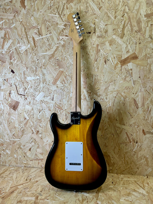 2021 Squier by Fender Stratocaster HSS - 3 Tone Sunburst - Pre-owned