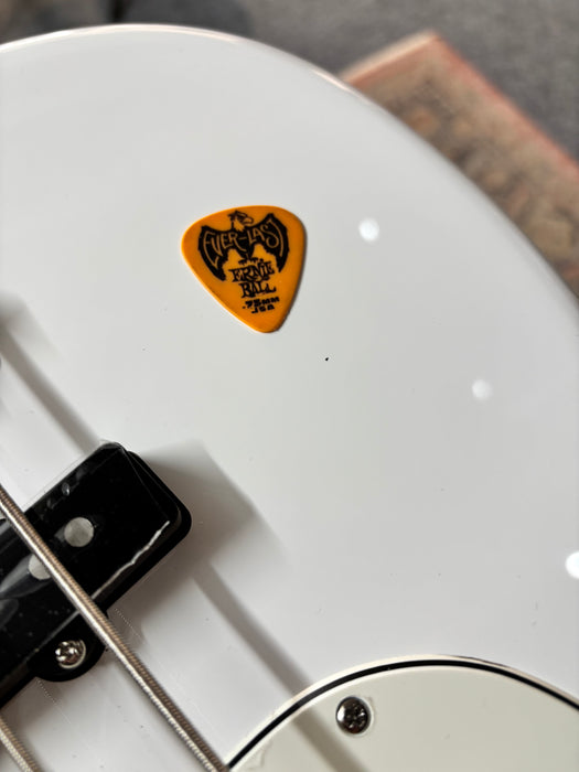 Fender Player II Mustang® Bass PJ, Maple Fingerboard, Polar White - B-Stock
