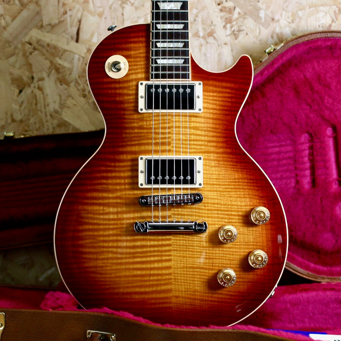 2014 Gibson Les Paul Standard in Desert Burst - Pre-owned
