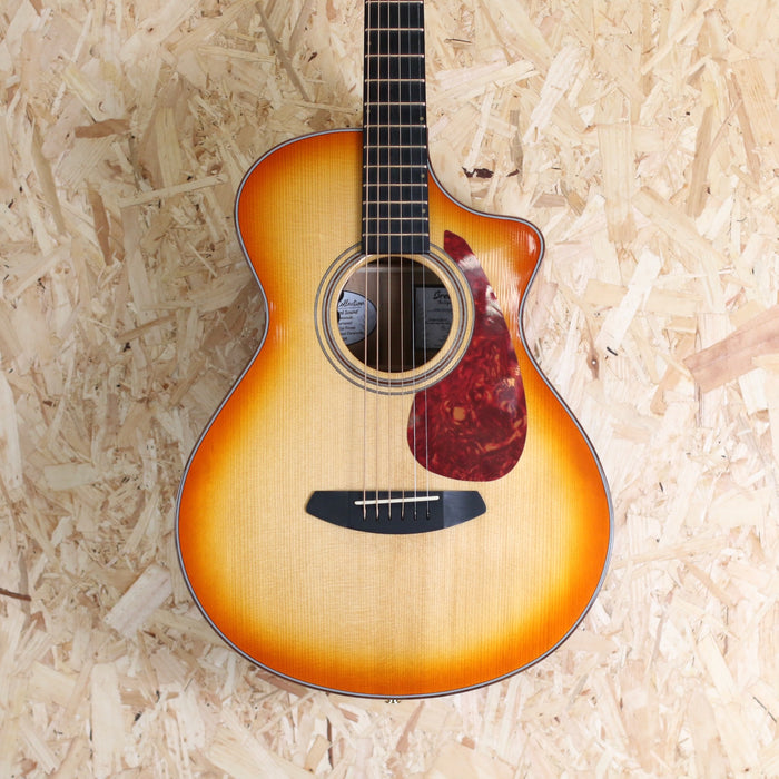 Breedlove Organic Series Concertina Burnt Amber CE w/OSHC - Pre-Owned