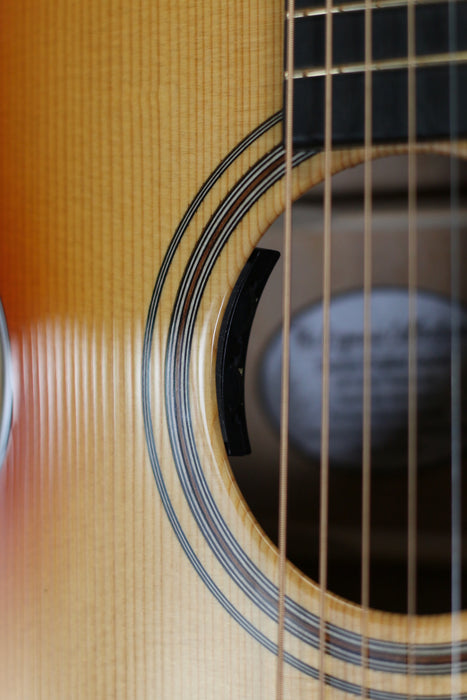 Breedlove Organic Series Concertina Burnt Amber CE w/OSHC - Pre-Owned