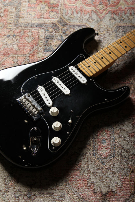 2008 American Standard Stratocaster in Black/Maple (Gilmour Vibes) - Pre-owned - Guitar Warehouse